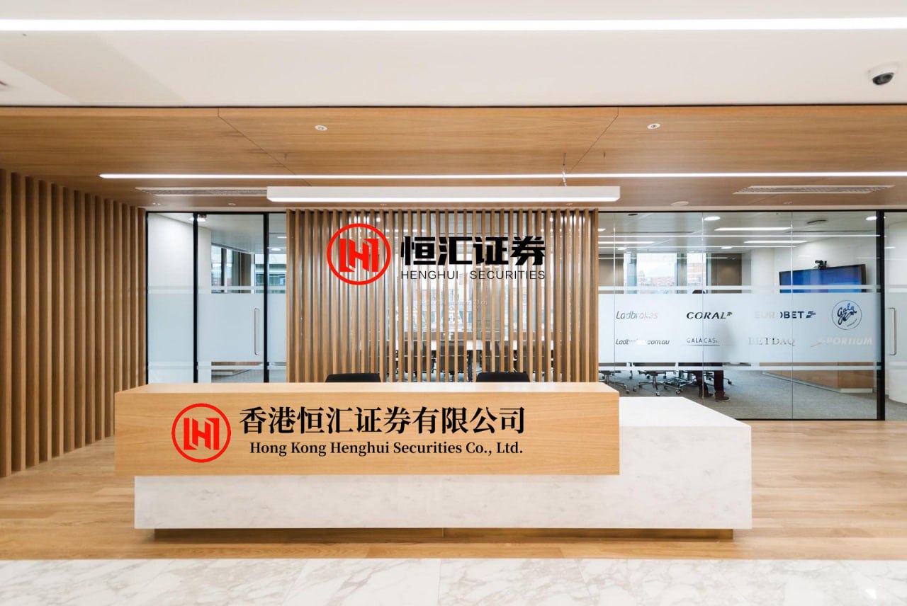 宏牛操盘 灵光终于也点亮了世界模型这个技能，我第一时间上手试了试，感觉跟Gen